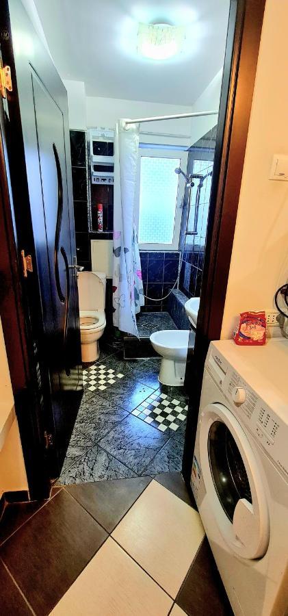 Ultracentral Apartments Bacau Luaran gambar