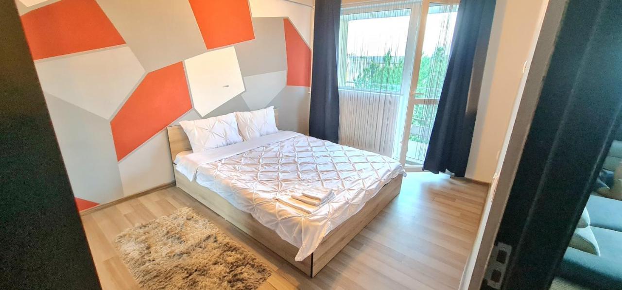 Ultracentral Apartments Bacau Luaran gambar